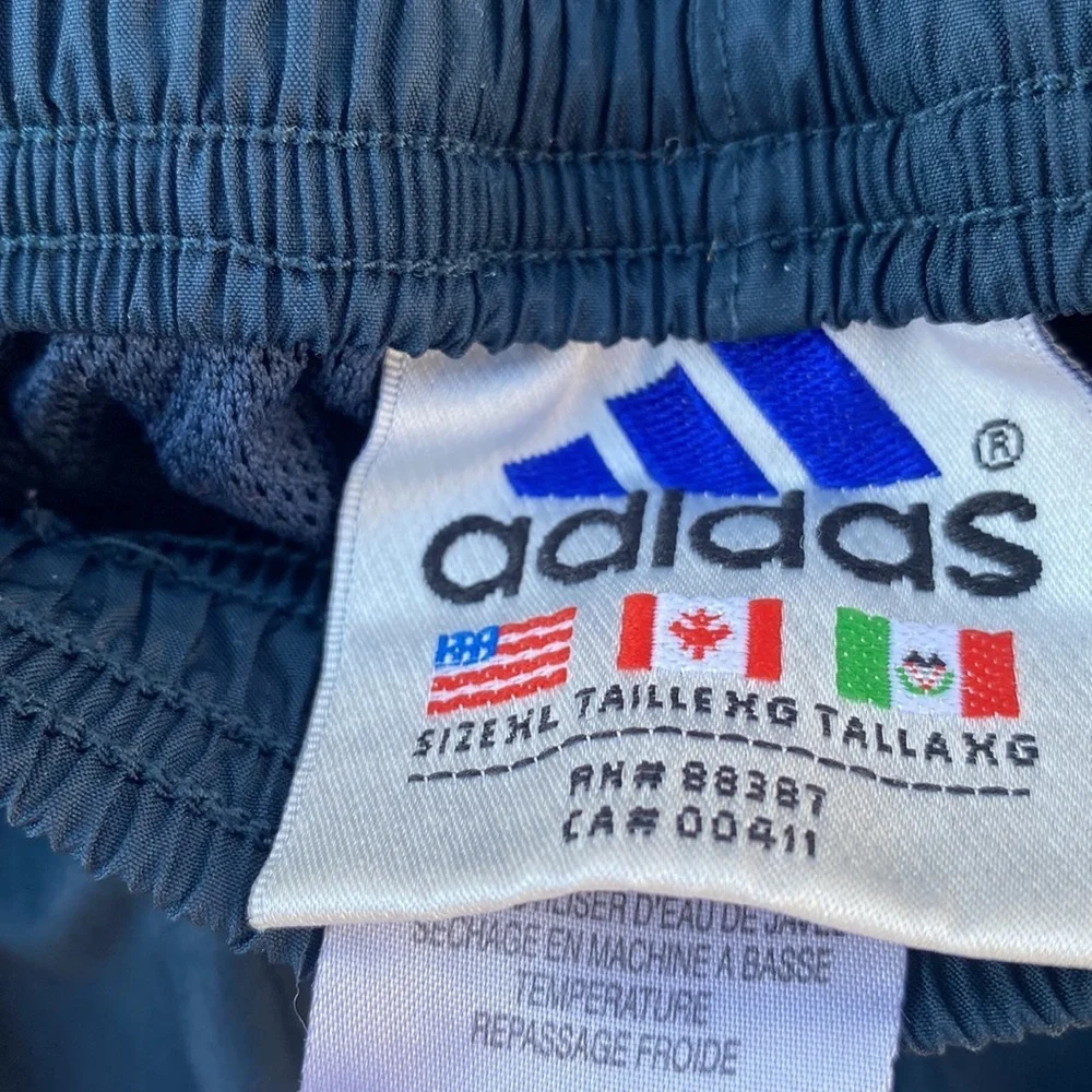 🍍 Vintage 90’s Adidas Windbreaker Full zip pants - Size XL🍍S-1